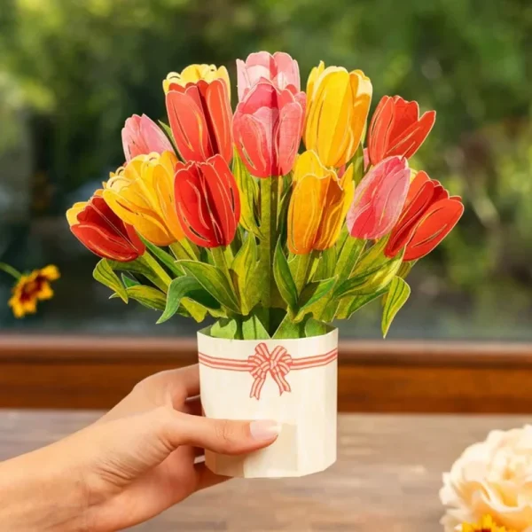Papercrush pop-up boeket met tulpen sfeerfoto