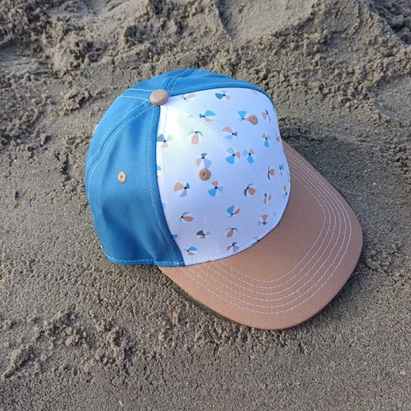 Slipstop pet beachball sfeerfoto in het zand